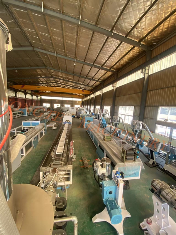 Les machines en plastique Yongte ont dévoilé un certain nombre de nouvelles lignes de production, démontrant sa force professionnelle