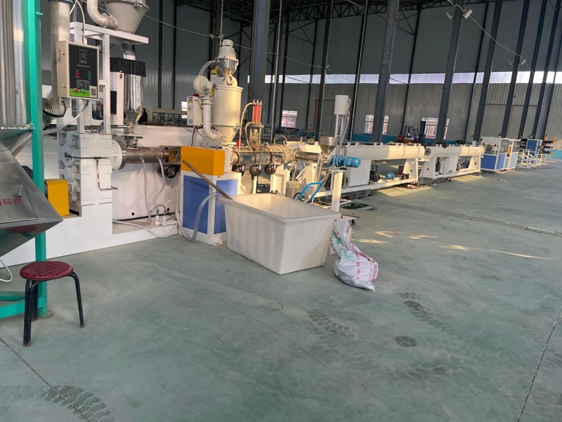 Machine de fabrication de tuyaux PPR en feuilles de verre de 20 mm-11 mm