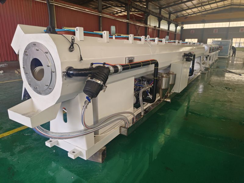 Machine à tuyaux en PEHD de Yongte en Chine
