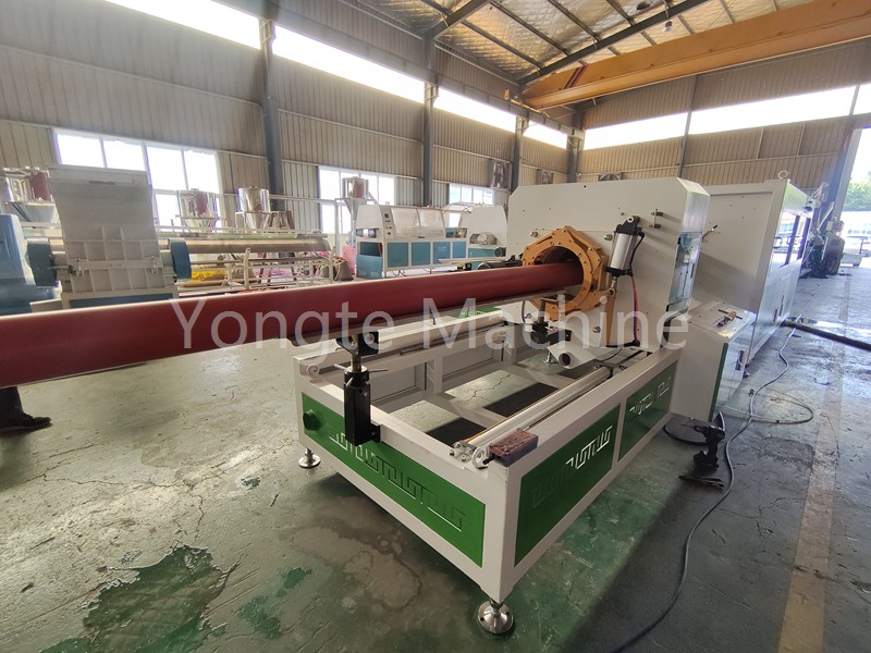 Machine de fabrication de tuyaux d'isolation Yongte PVC
