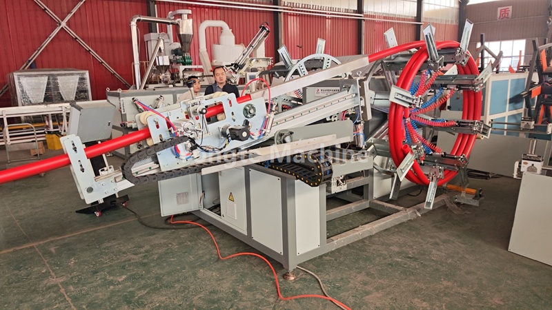 L'enrouleur automatique de tuyaux en PEHD à double station Yongte de 63 mm a passé tous les tests de performance