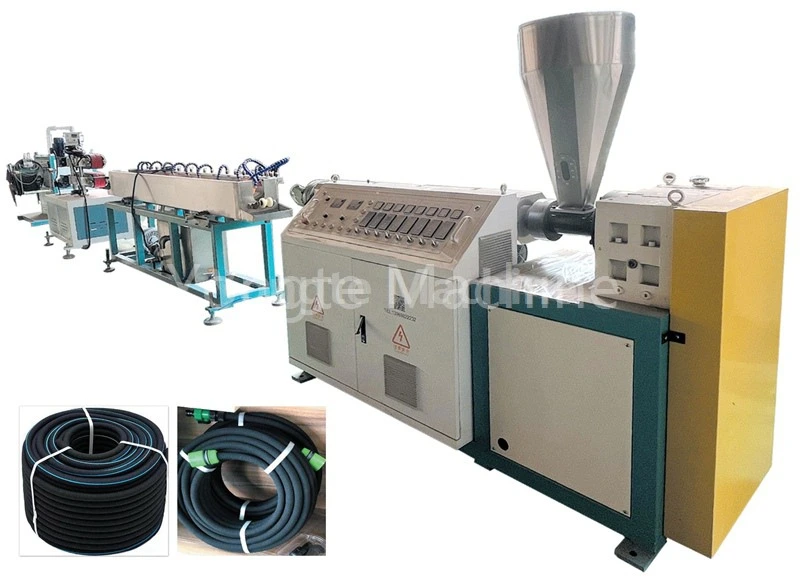Machine de fabrication de tuyaux d'irrigation par infiltration