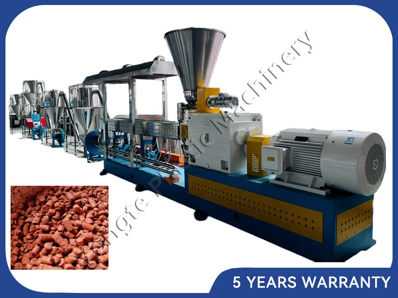 Machine d'équipement en plastique en plastique en plastique WPC