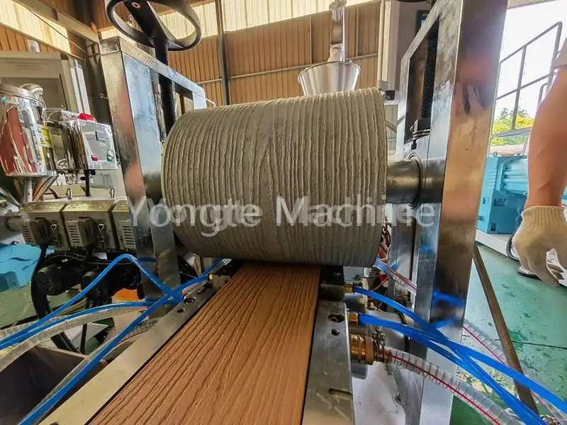 Machine WPC